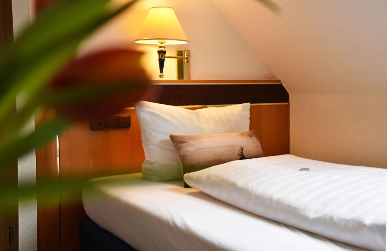 Hotel Zum Hirsch 3*