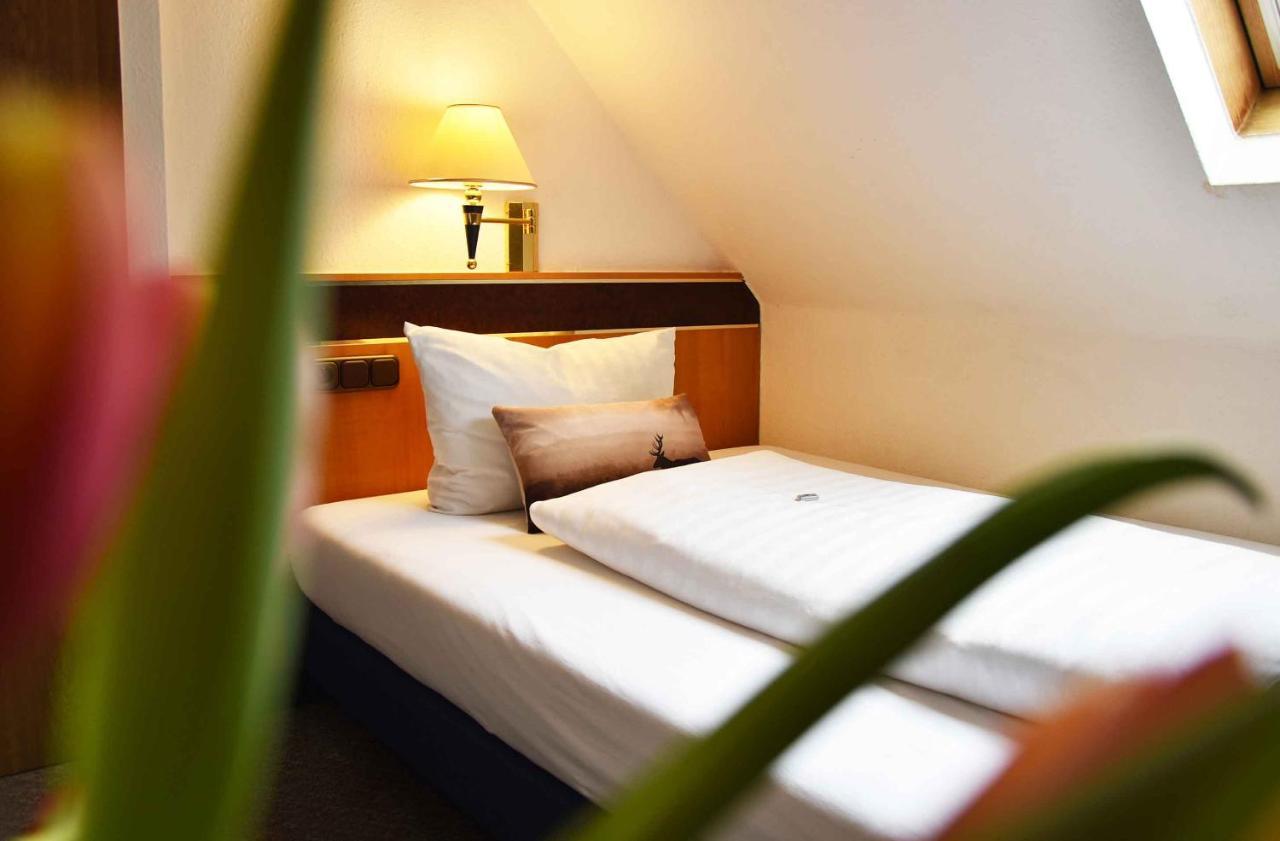 Zum Hirsch Hotel 3*