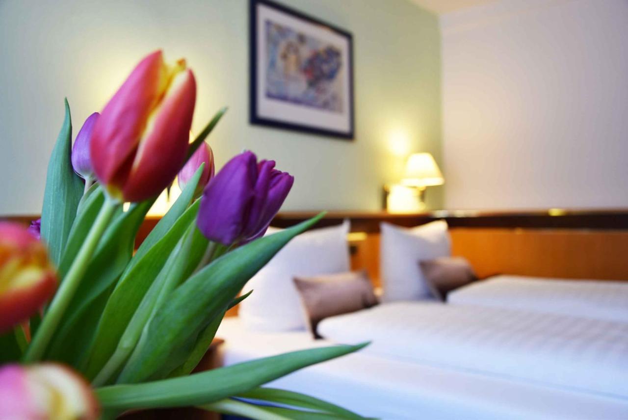 Zum Hirsch Hotel 3*